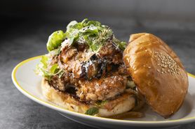 ラムと揚げ茄子のアリッサバーガー【ダブル】