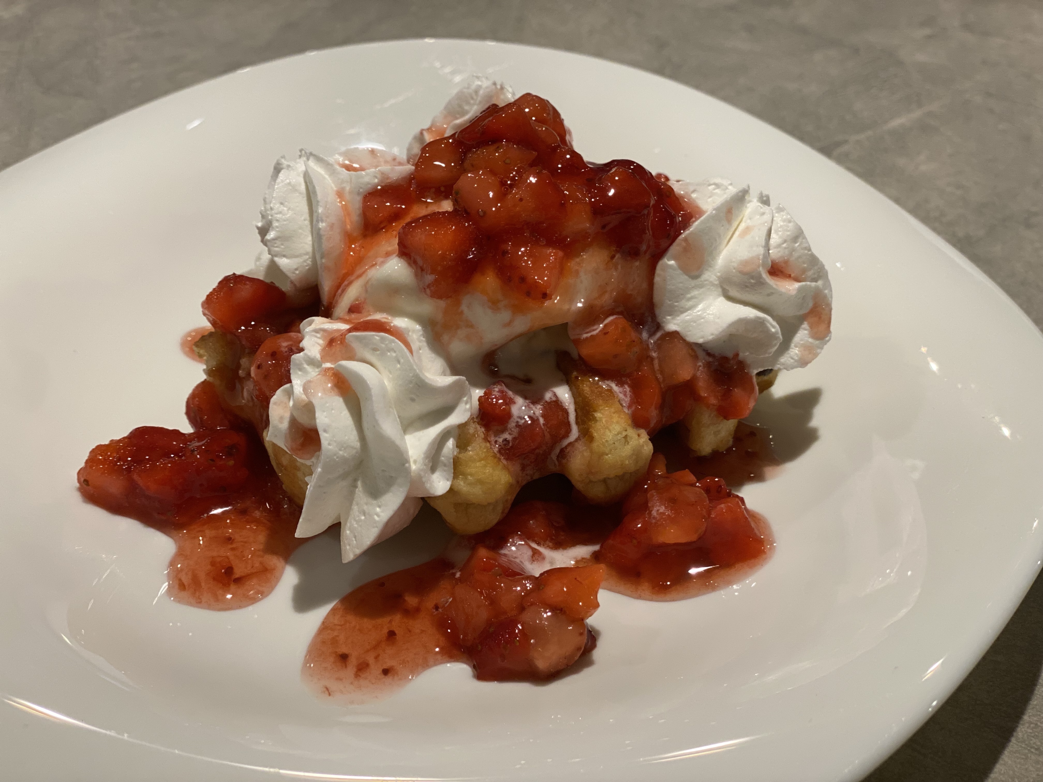 ストロベリーワッフル