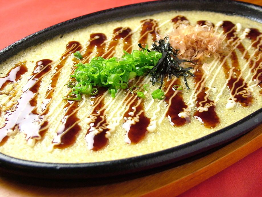 チーズin山いも鉄板（680円）