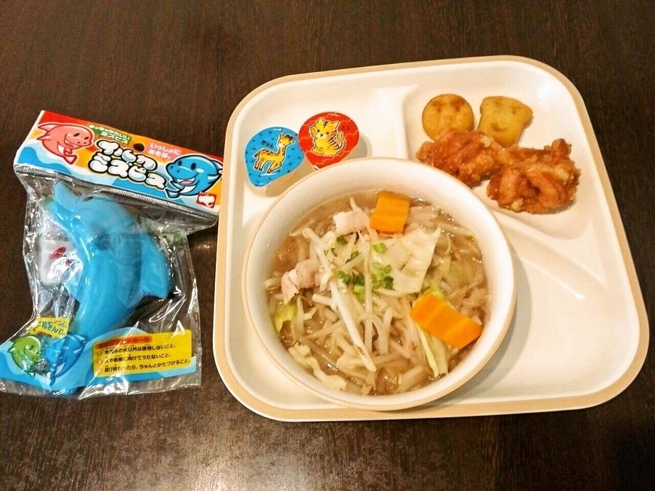 お子様セット（580円）