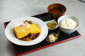 炎や名物！出汁巻きたまごと牛すじ煮定食