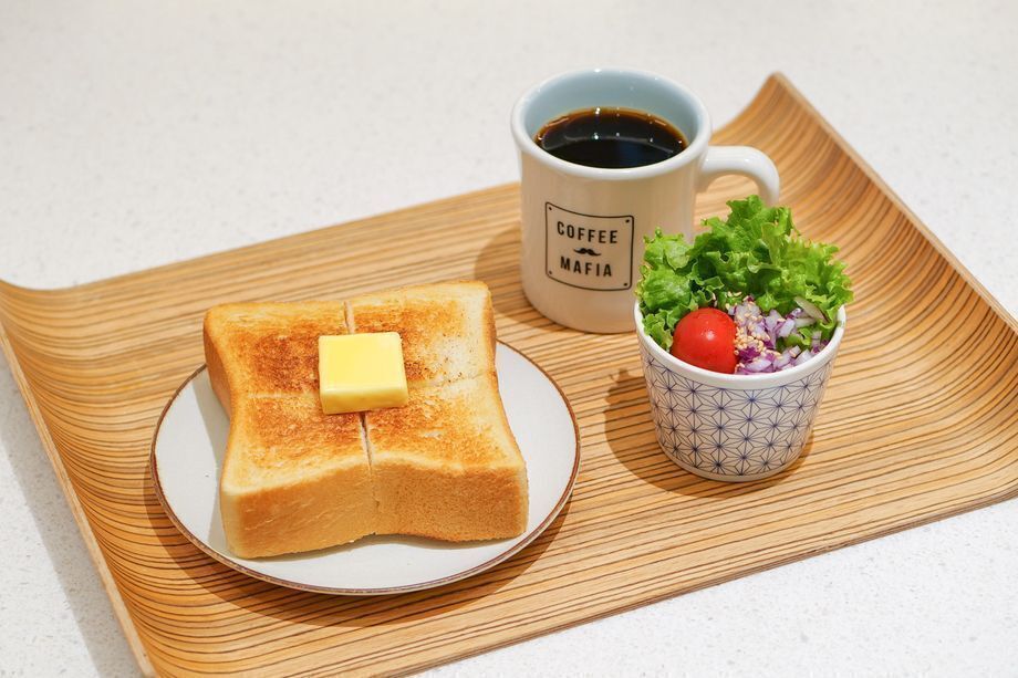 モーニング：トースト&バターセット　〜ドリンク付き〜