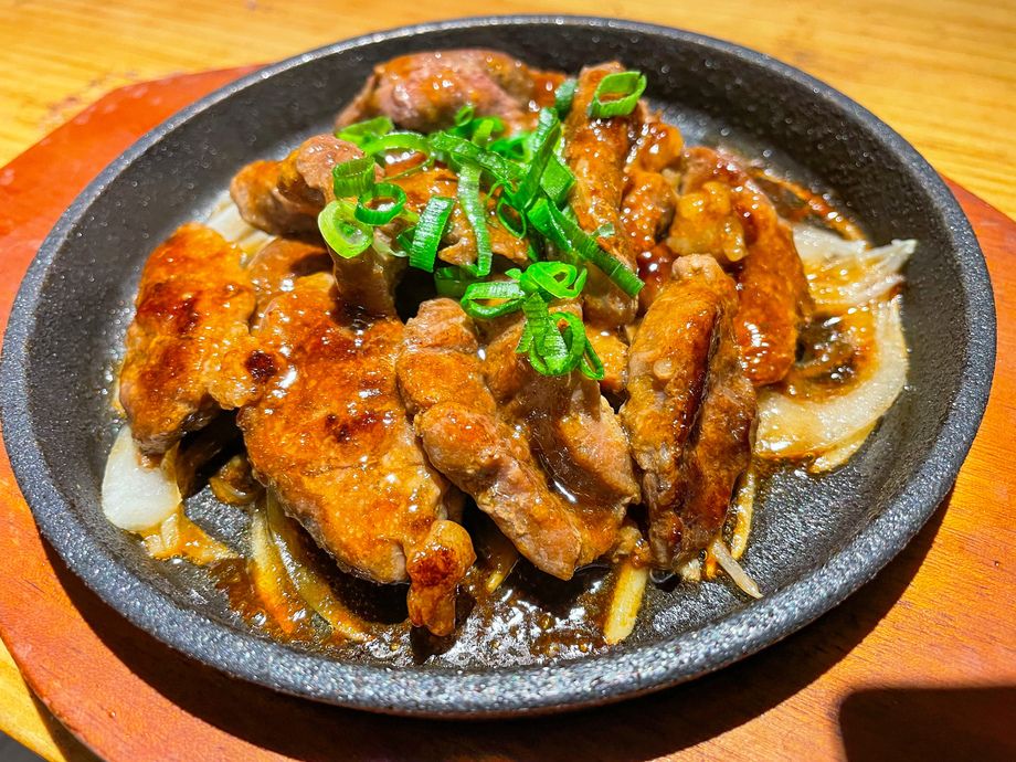 黒豚ハラミの鉄板ステーキ（820）