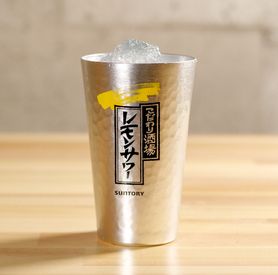 こだわり酒場のレモンサワー