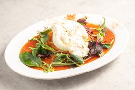 【梅田店限定】ブラータチーズのトマトソースパスタ