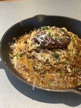 【大人気】自家製ハンバーグのボロネーゼ