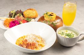 3種のチーズとベーコンのカルボナーラ　コース