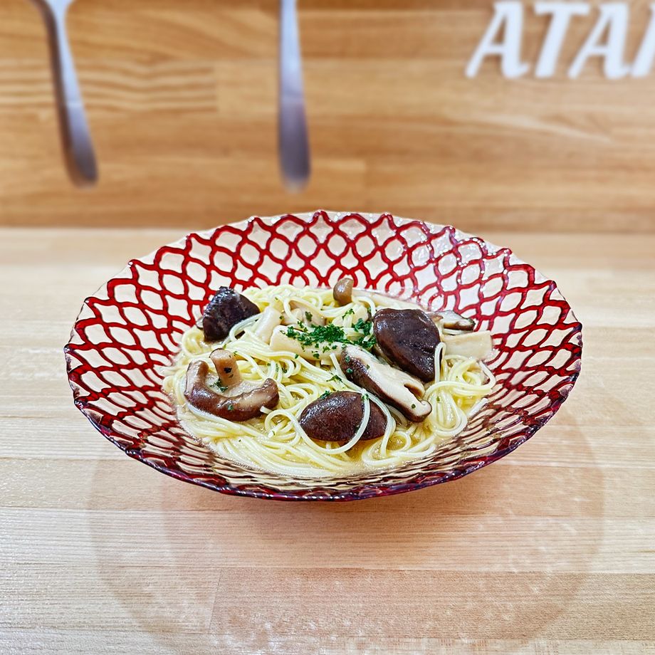 ゴロゴロキノコのガリバタパスタ