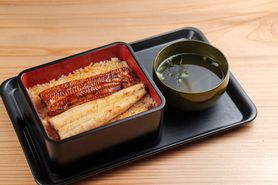 鰻重 黒白1人前ご飯1人前