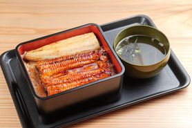 鰻重 黒白1.5人前ご飯1人前