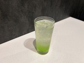 青リンゴサワー