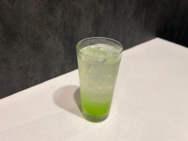 青リンゴサワー