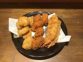 海鮮フライ盛り（エビフライ、カキフライ、白身フライ）