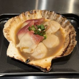 たっぷり豪快‼️ 野付産 帆立と北寄のバター醤油焼き