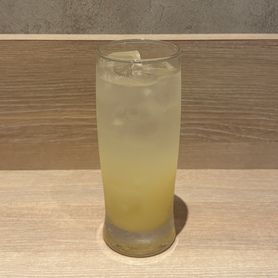 葉とらずりんごサワー