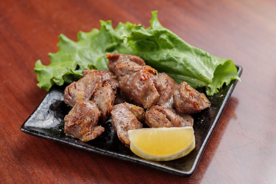 ピリッと！砂肝の黒胡椒炒め😎