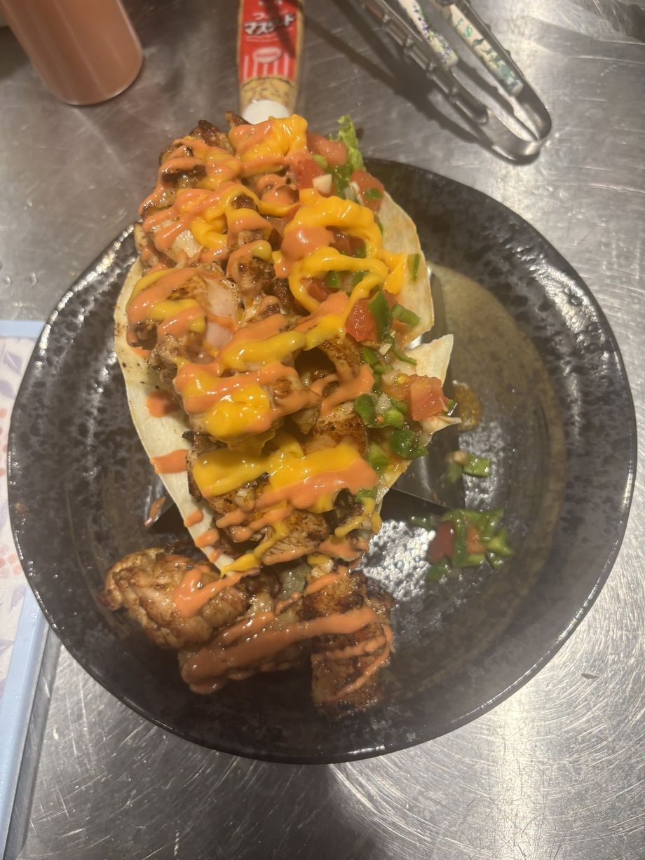 🌺沖縄ジャークチーズチキンタコス🐓🌺