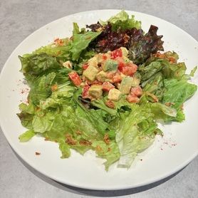 アボカドトマトとクリームチーズのイタリアンサラダ