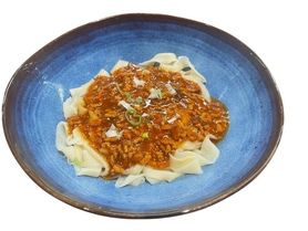 みそ肉のあんかけビャンビャン麺(炸酱麺)