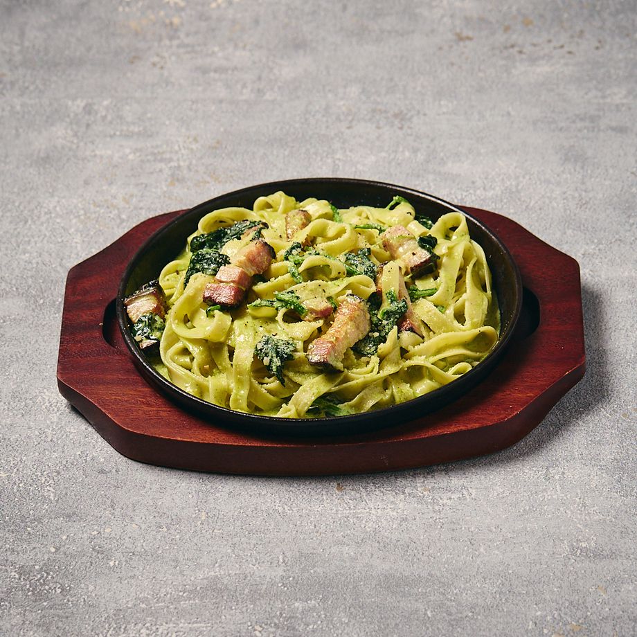 単品 ベーコンとほうれん草のジェノベーゼクリームパスタ