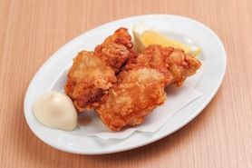 鶏モモの唐揚げ