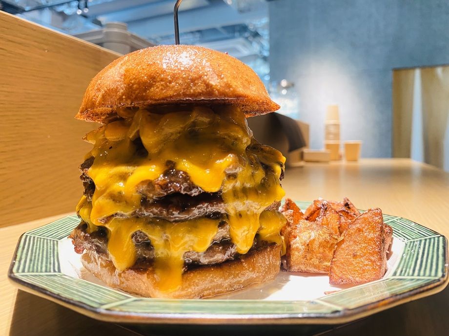 ワンパウンドチーズバーガー