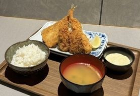 ミックスフライ定食