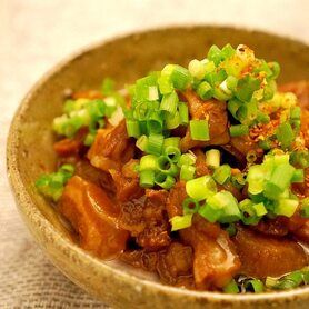 炎や名物！牛すじ煮込