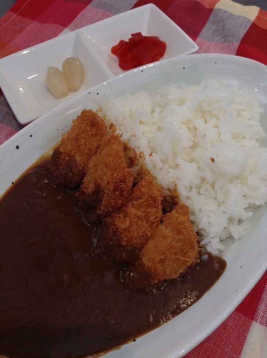 【LUNCH】カツカレー（サラダ付き）