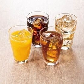 オレンジジュース　※プラカップでの提供となります。