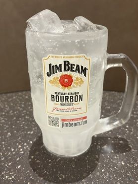 🉐12月限定メガ‼️グレープフルーツサワー‼️グラスキンキンです