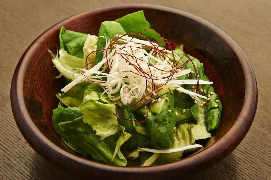 ＢＵＬＬＳサラダ（４００円）