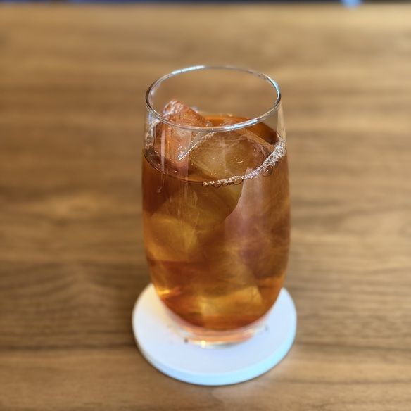 紅茶 [ダージリン／アールグレイ] (ホット／アイス)