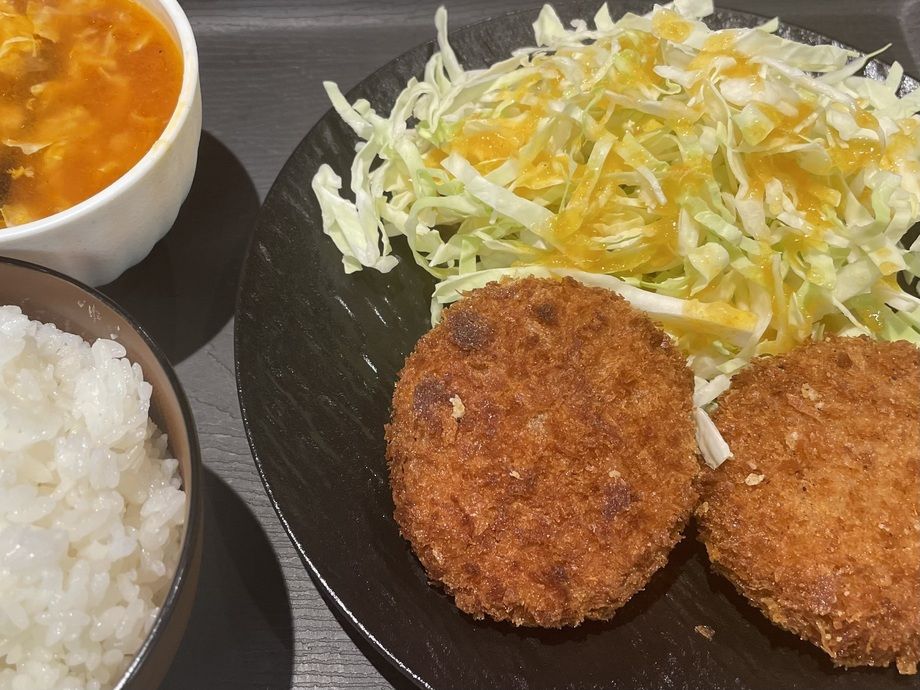 チキンメンチカツ定食
