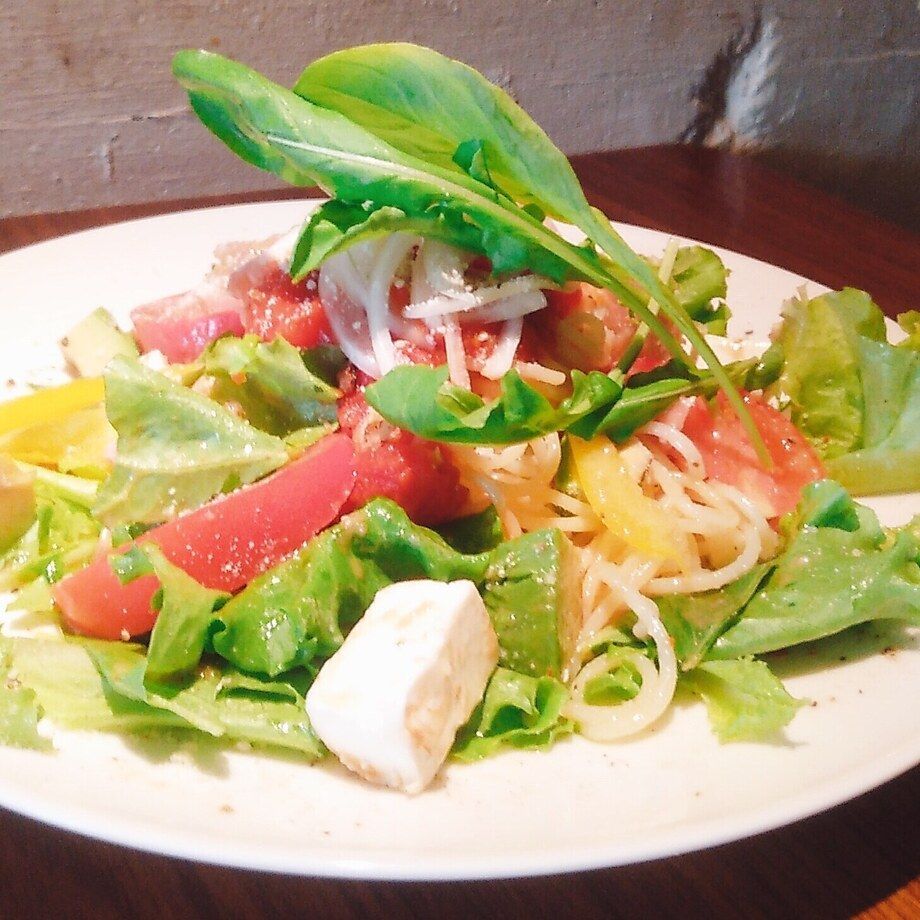 シェフのおもいつきサラダ