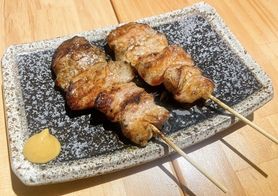 鹿児島黒豚　豚トロ串(２本)