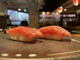 鹿児島県産黒毛和牛の肉寿司