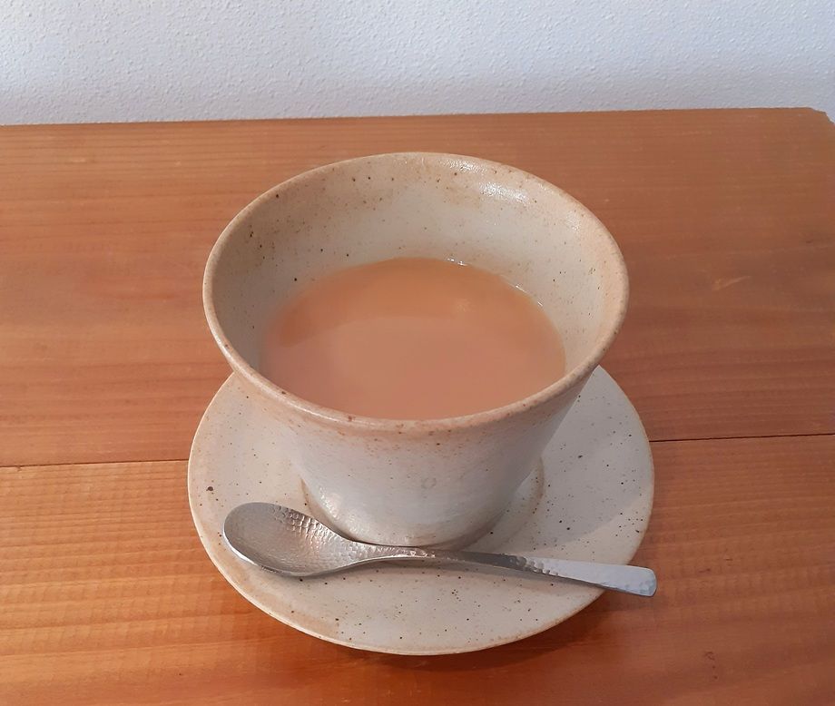 マサラチャイ・ロイヤルミルクティー　ホット・アイス