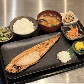 当店名物‼️ 知床羅臼産 開き真ほっけ定食【半身】