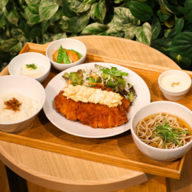 鶏の南蛮タルタル定食