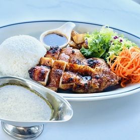 グリーンカレー＆ガイヤーンプレート