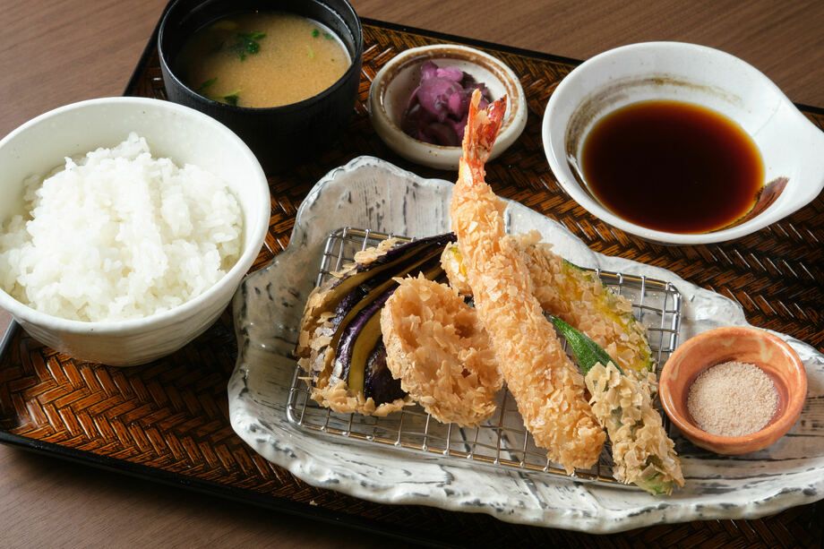 米ぷら定食　米油で揚げたて！