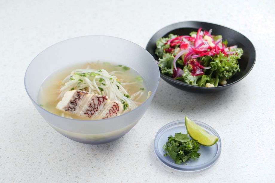 しまうら真鯛と能登島米粉麺のフォー