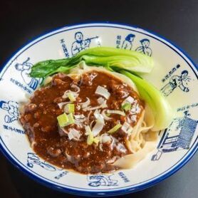 ジャージャン麺