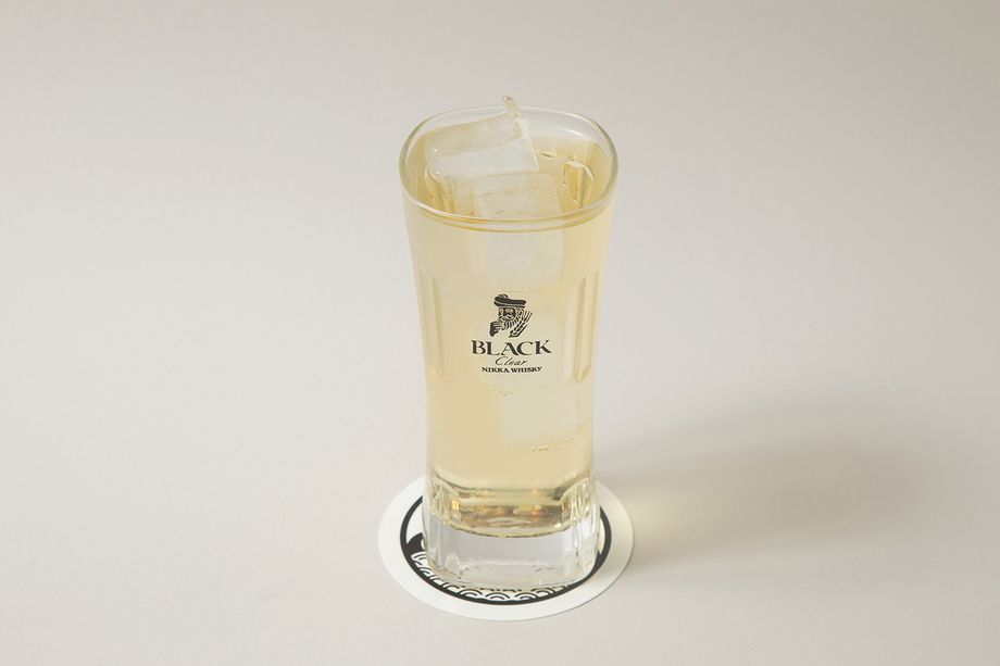 ハイボール　ブラックニッカクリア (380mL)