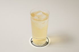 カナダドライ ジンジャエール (380mL)