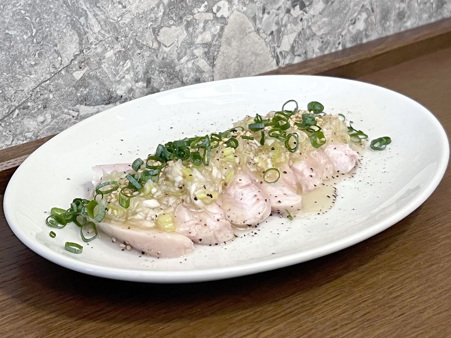 自家製ネギダレの蒸し鶏