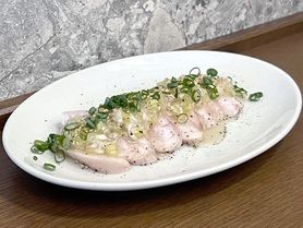 自家製ネギダレの蒸し鶏