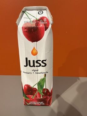 サワーチェリージュース　visne suyu