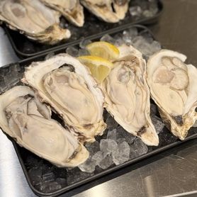 《🉐お得４個セット🉐》仙鳳趾産‼️ 旬の生牡蠣 ２Ｌ